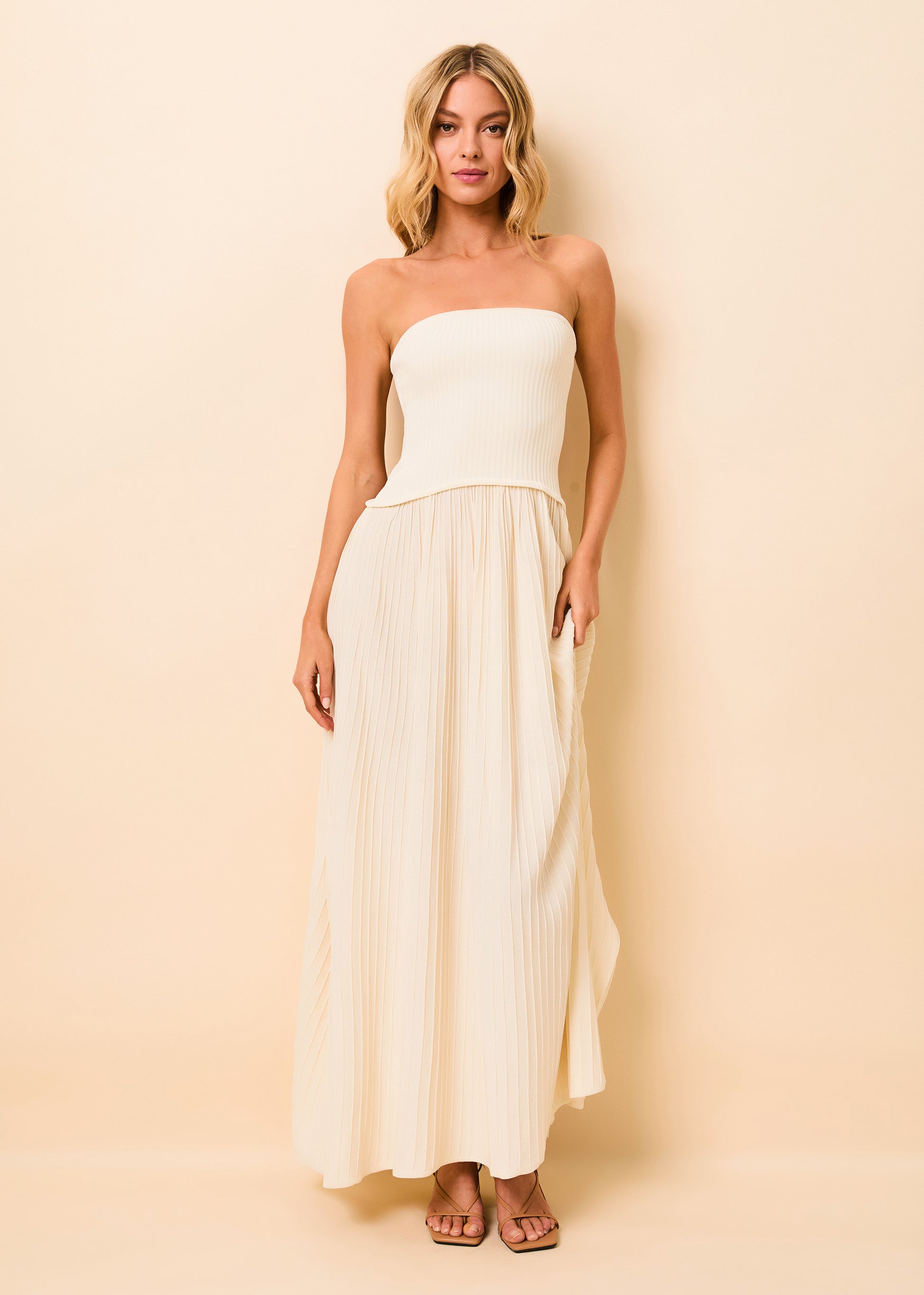 Solid & Striped The Strapless Soglio Dress in Beige
