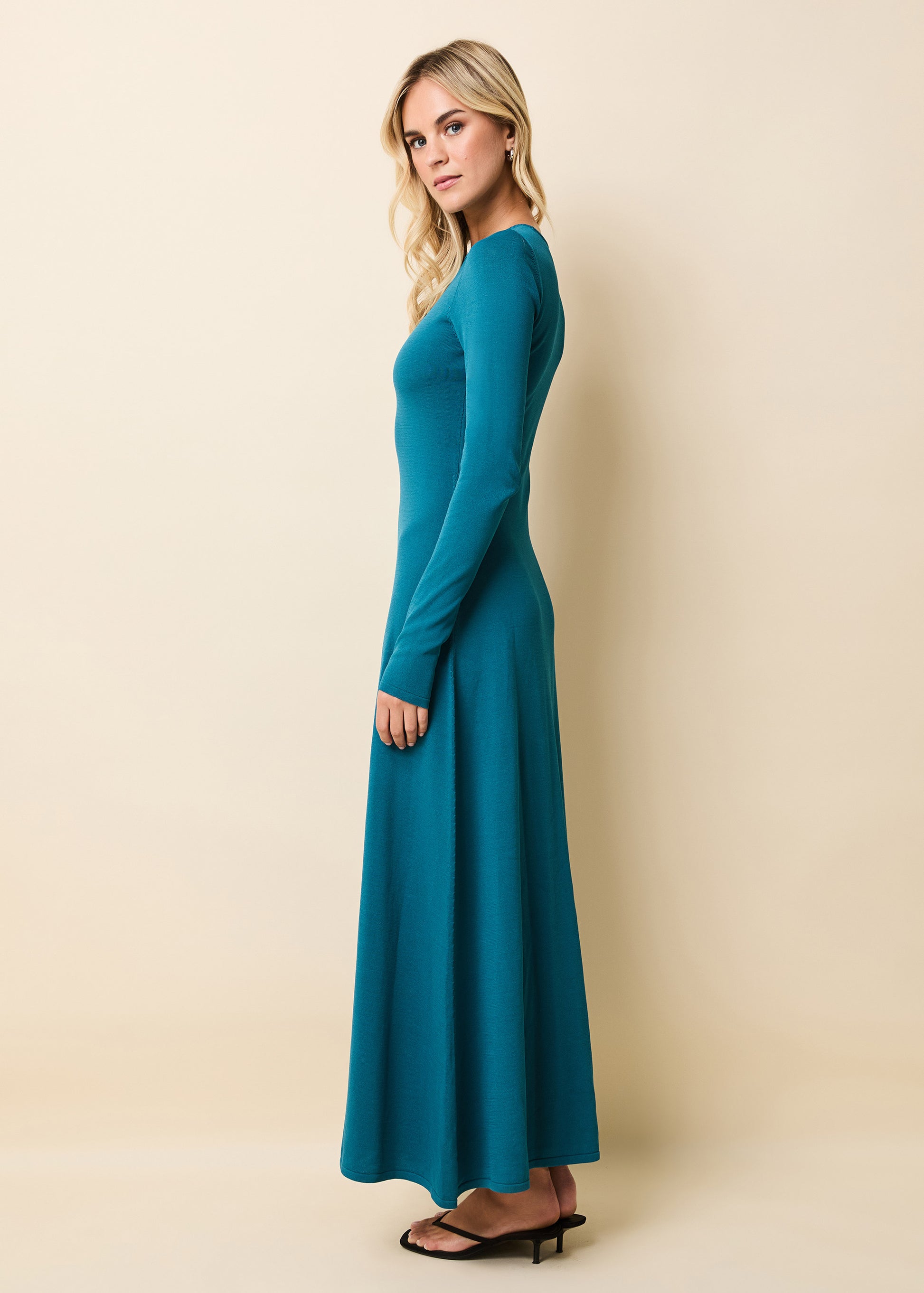 Dora Dress Nocturnal Blue - Solid & Striped