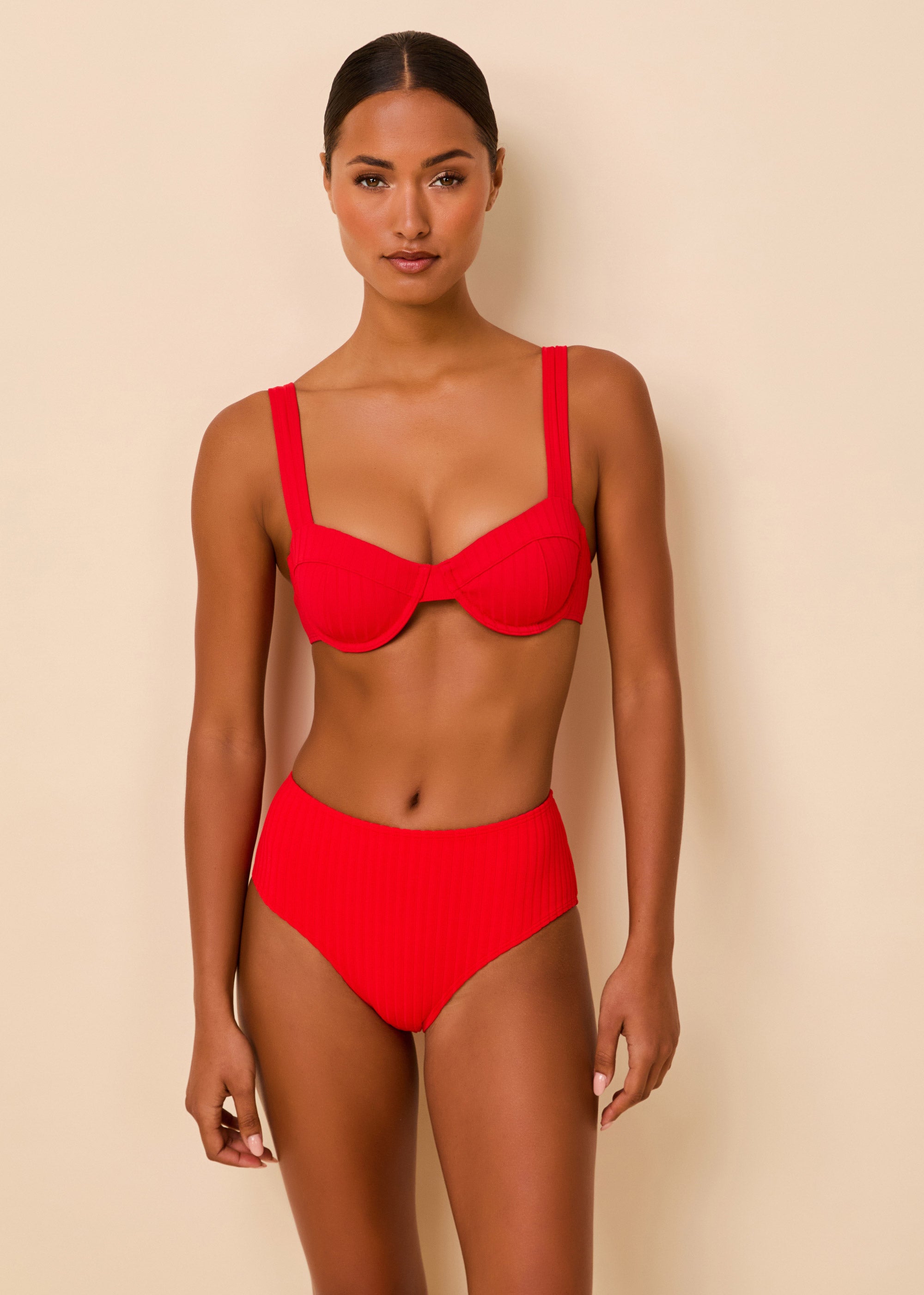Lilo Luxe Ribbed Bikini Top Lipstick