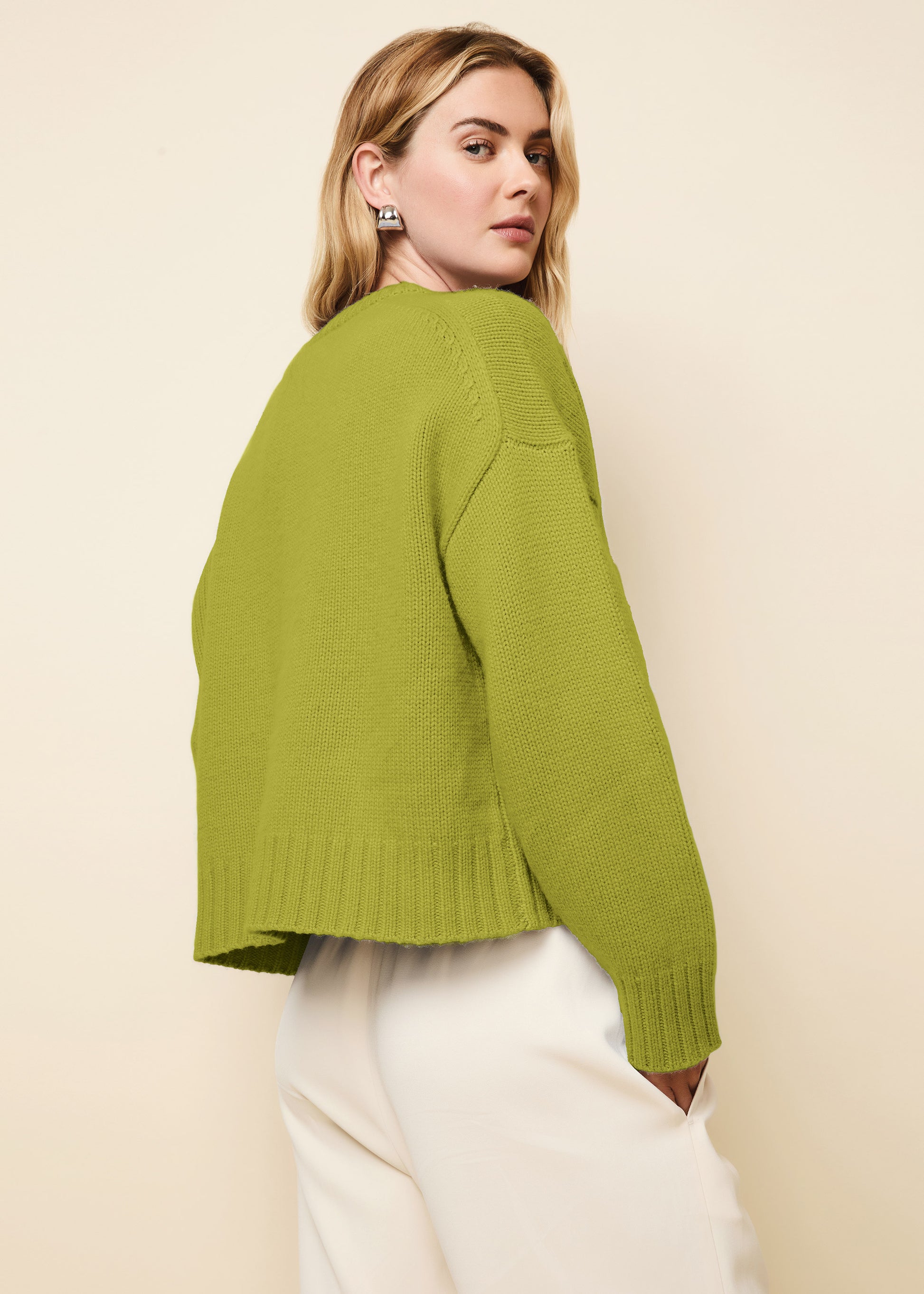 Reva Cashmere Sweater Chartreuse - Solid & Striped