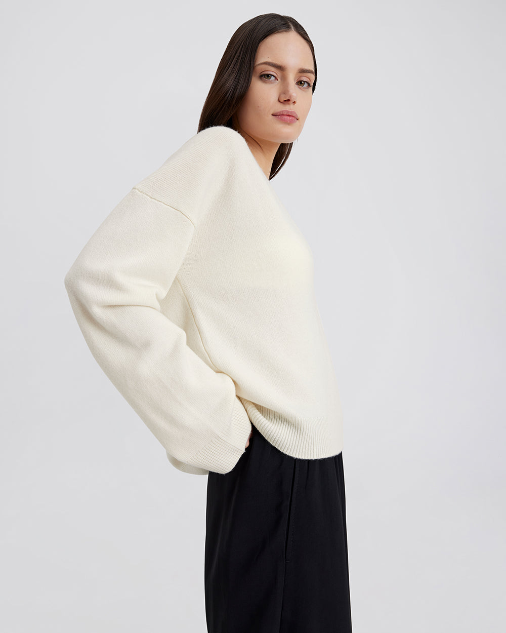 The Lowell Cashmere Sweater - Solid & Striped