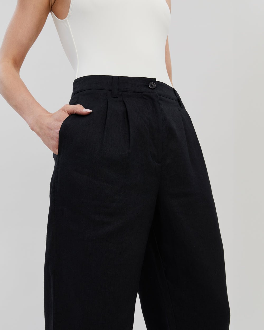The Taline Linen Pant - Solid & Striped
