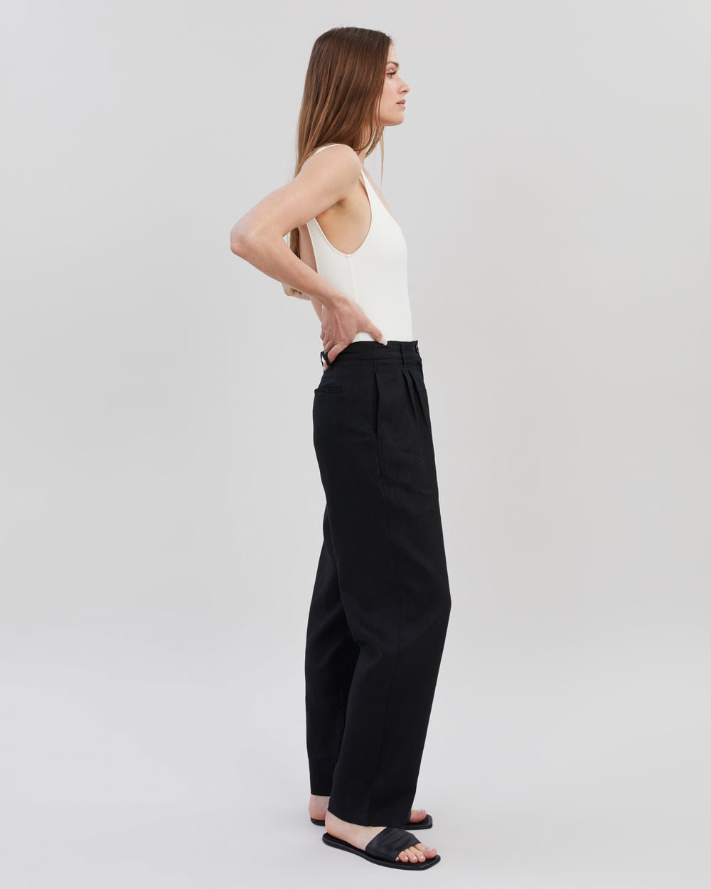 The Taline Linen Pant - Solid & Striped