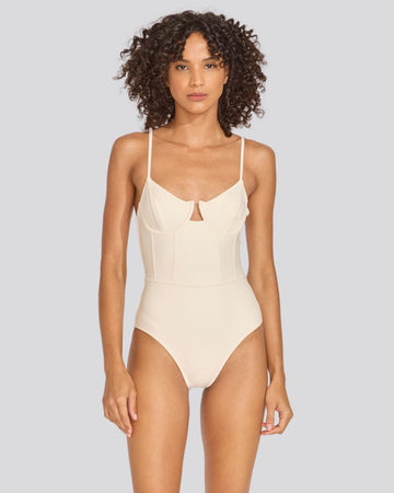 The Veronica One Piece