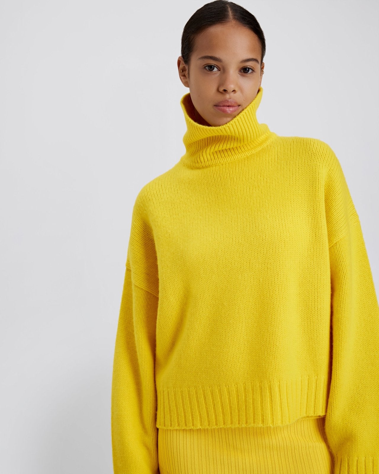 The Edrie Cashmere Sweater - Solid & Striped